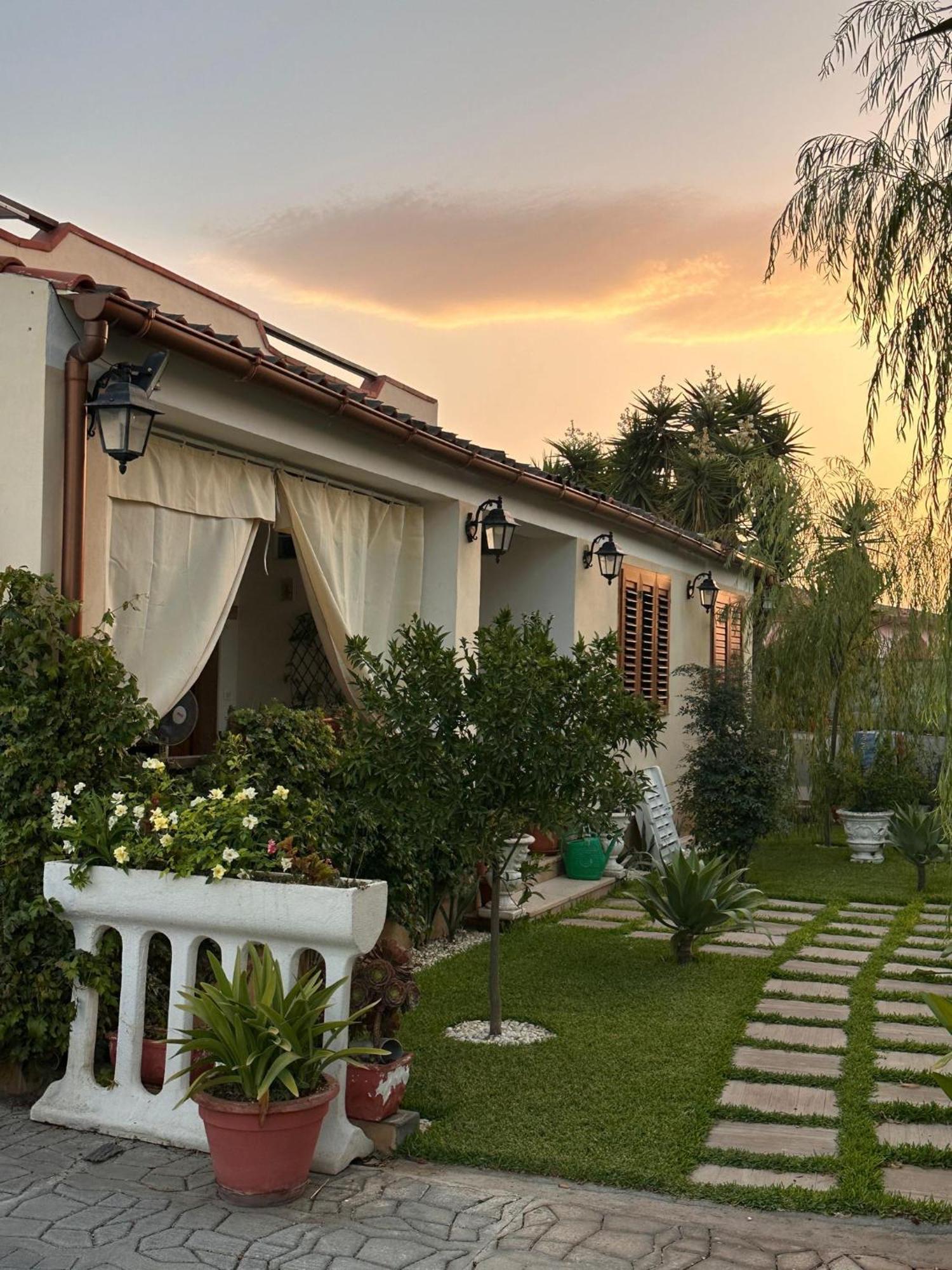 Casa Himera Фонтане-Бьянке Экстерьер фото